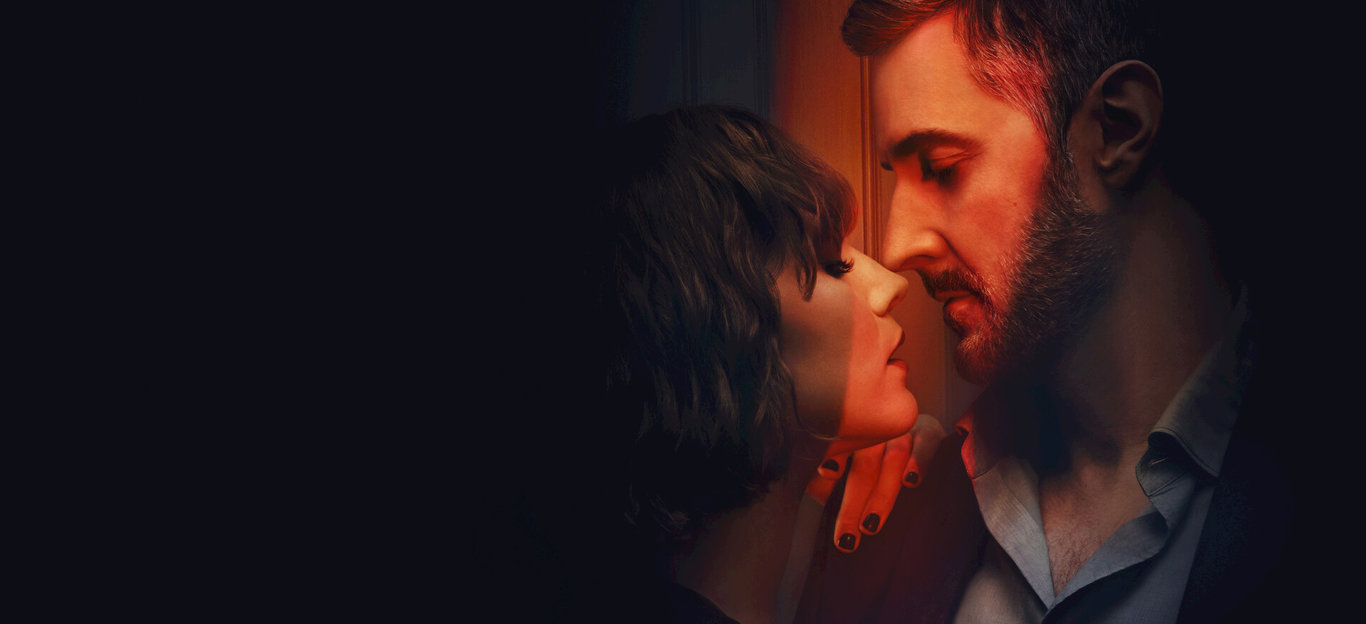 Charlie Murphy et Richard Armitage dans Obsession